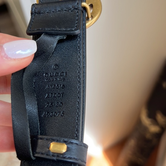 Gucci Leather Belt with Double G Buckle - Picture 4 of 6